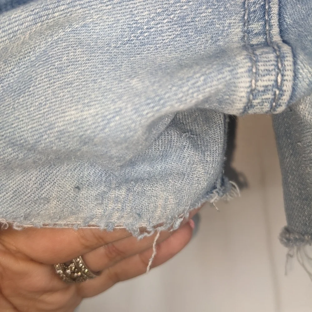 AMERICAN EAGLE Curvy Hi-Rise Jegging Denim Jean Shorts